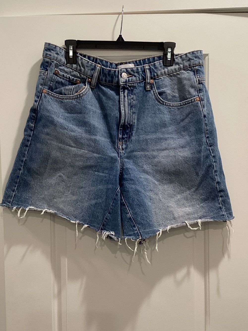 Zara Light Blue Raw-Hem Denim Shorts